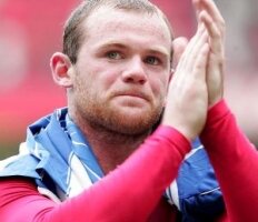 Rooney vise le record de Charlton