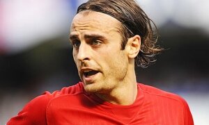 Berbatov parti pour rester ?