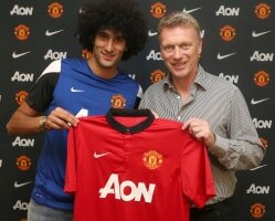 Fellaini signe à United