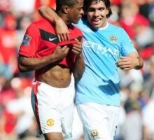 Evra critique Tevez