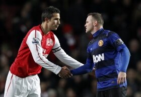 Rooney admire Van Persie
