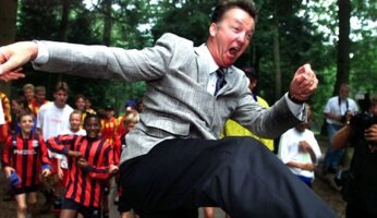 Van Gaal a les crocs... pour le recrutement!!!!