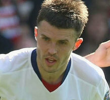Carrick out 6 semaines