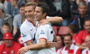 Van Persie et Vidic absents