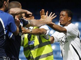 United fait appel pour Evra