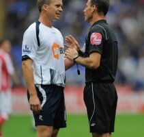 Davies veut des officiels plus durs