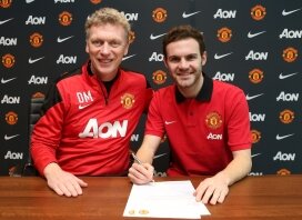 Juan Mata signe à United