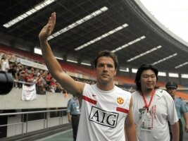 Owen pour une place en équipe nationale