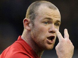 Rooney leur fait peur !