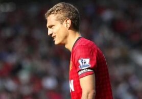 Vidic out pour deux mois