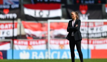 Casey Stoney quitte Manchester United