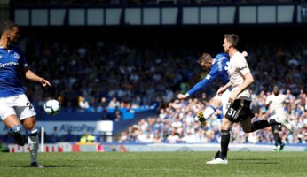 Everton 4 Man Utd 0 : United se fait gifler