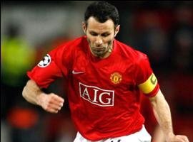 Giggs prêt à signer 