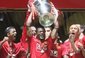 Patrice Evra prolonge !