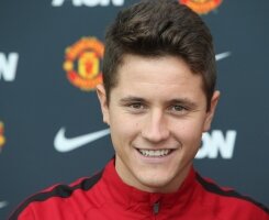  Les anciens Red Devils saluent Herrera