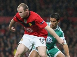 Rooney répond aux critiques